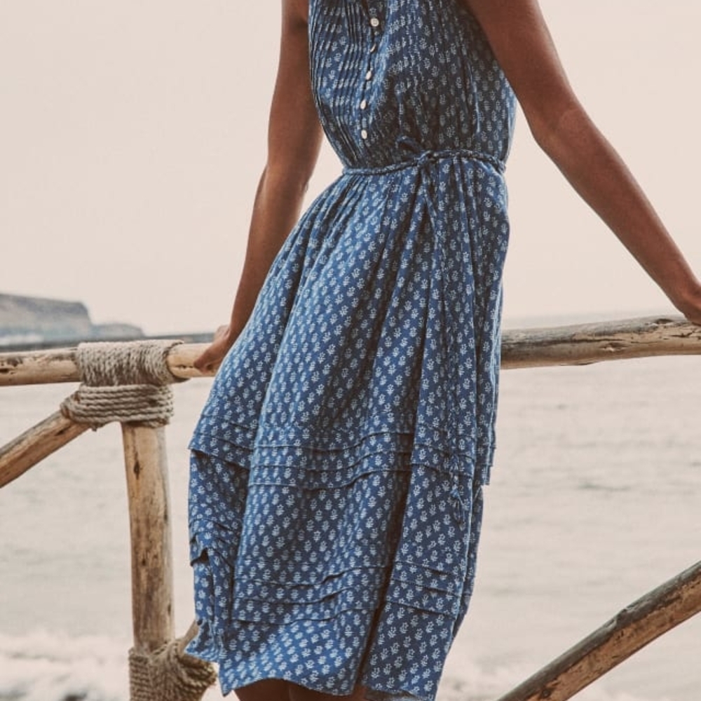 Faherty Blue Floral Button-Down Top